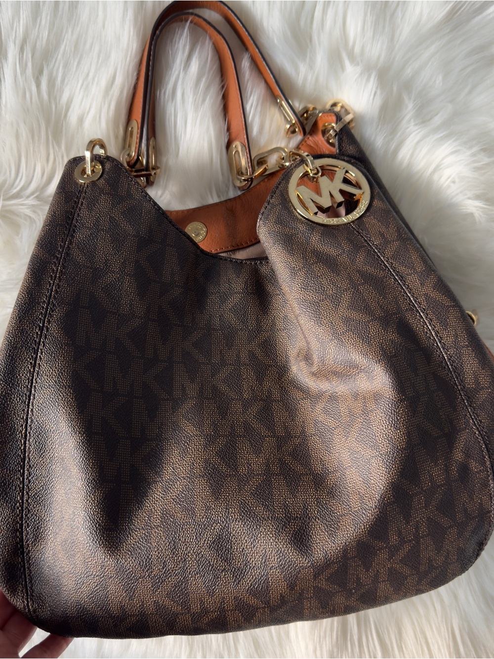Michael Kors💝💝Brown Logo Hobo Bag - Picture 4 of 9